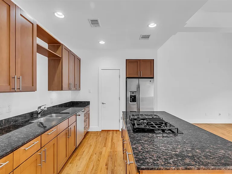 4509 Eigel St #B — Photo 17