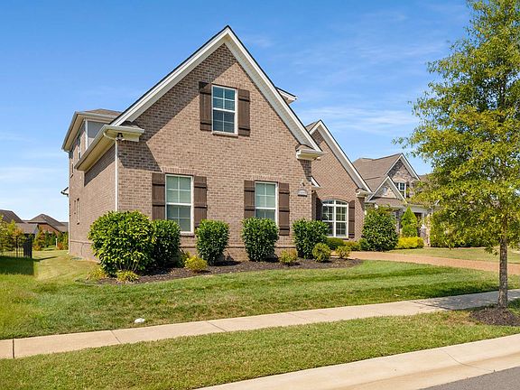 3rd image of 1117 Millshed Dr