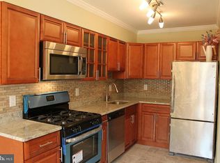 537 W Diamond Ave #24, Gaithersburg, MD 20877