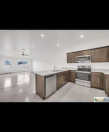 3rd image of 1250 Lehmann Dr