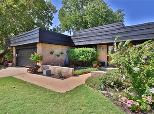 101 S Easy St, Edmond, OK 73012