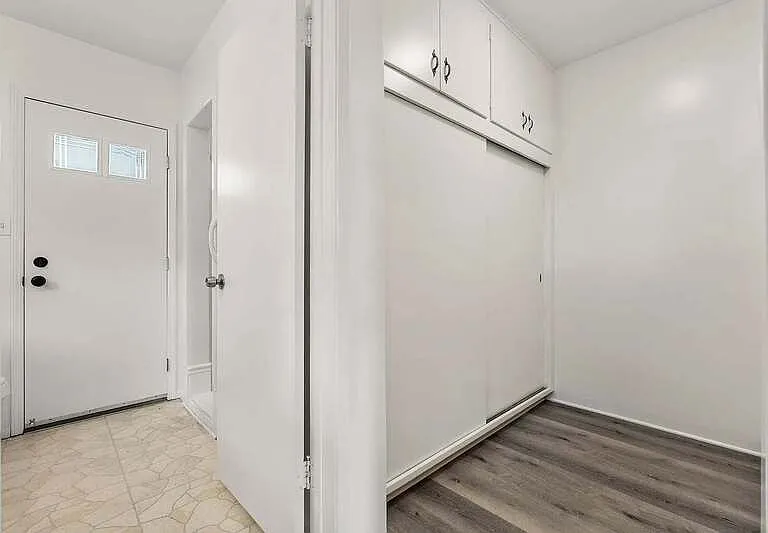 590 N Cambridge St — Photo 39
