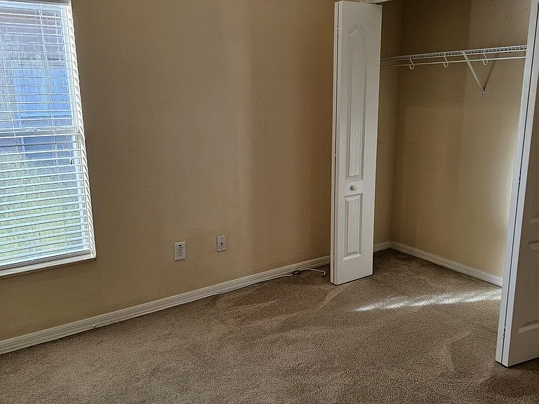 11512 Pennsville Ct — Photo 32