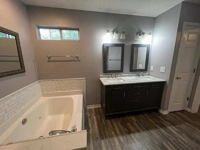 1175 Brompton Ct — Photo 9