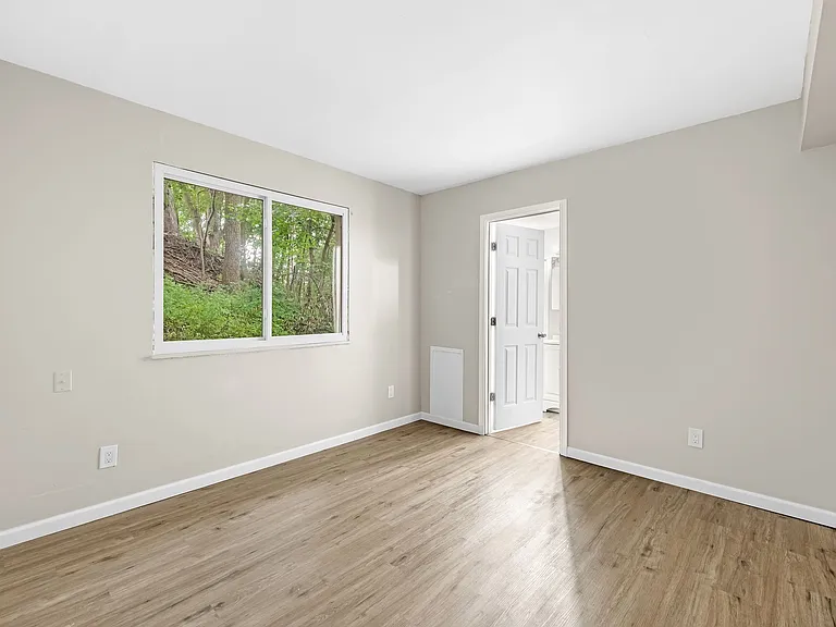 167 Seiberling St #1 — Photo 11