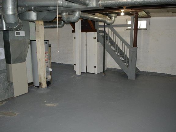 4th image of 715 Court St