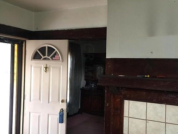 4th image of 649 E Jenkins Ave