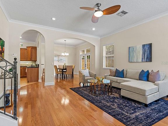 4th image of 208 W Orlando St