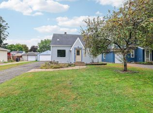 698 Larpenteur Ave W, Saint Paul, MN 55113