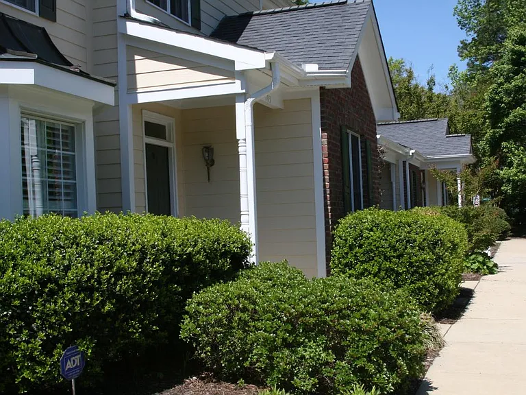 703 Teague Pl — Photo 3