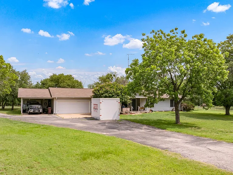 4269 Wilcox Ln — Photo 21