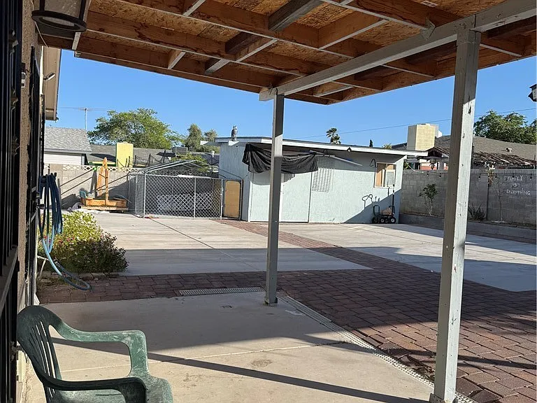 608 Greenhurst Rd — Photo 20