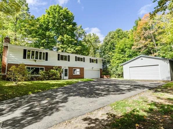 5610 Timber Lodge Rd, Rhinelander, WI 54501
