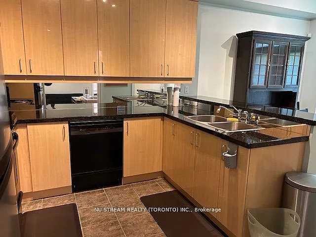 12 Preakness Dr — Photo 3