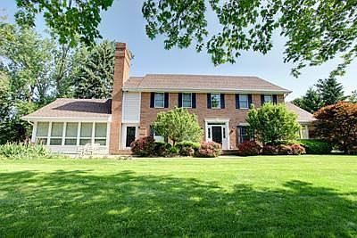3rd image of 501 Pauley Woods Cir