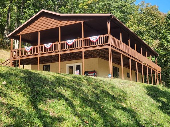 963 Ivydale Rd, Clay, WV 25043