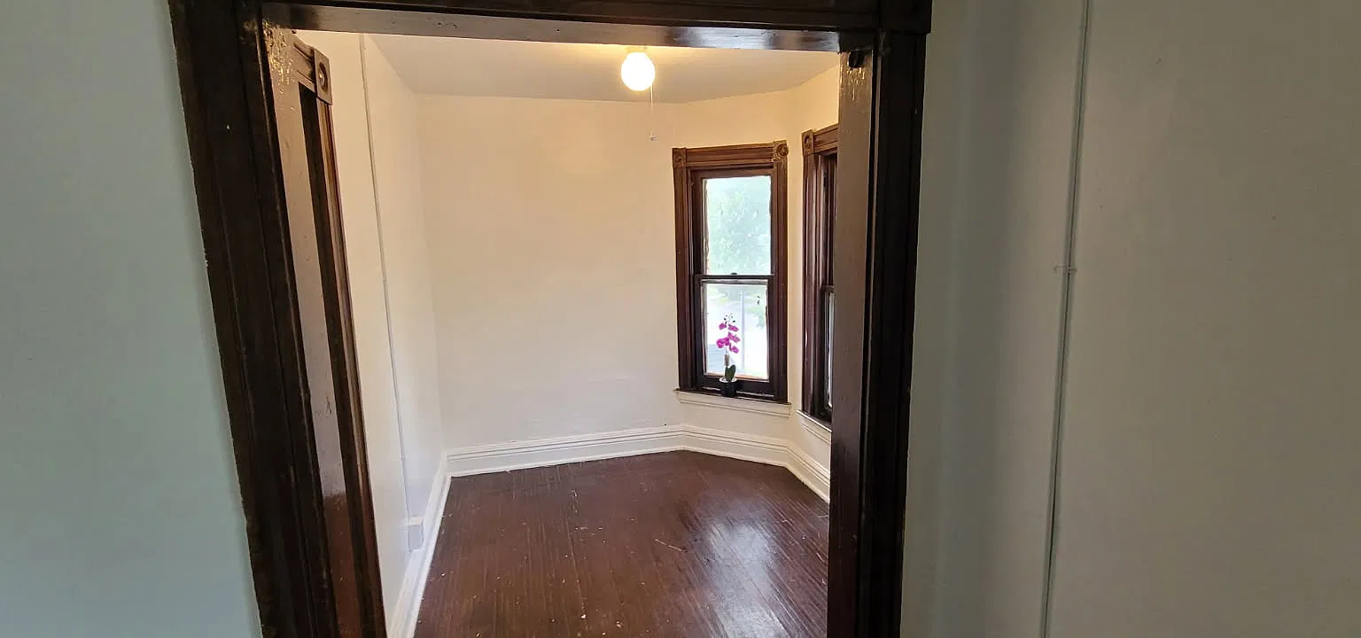 405-407 Flint Street - 407 (Upper) — Photo 4