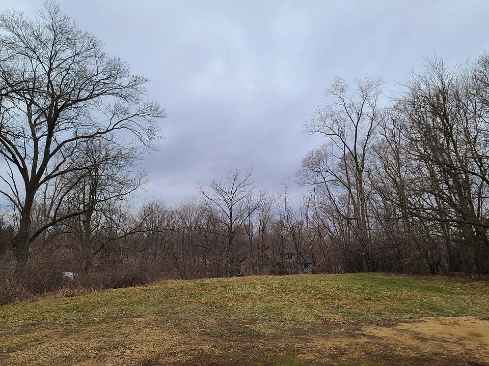 1st image of LOT Bayview Dr