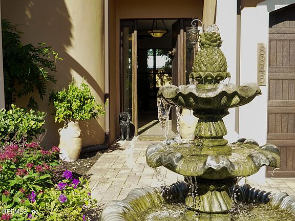 5th image of 8846 La Terrazza Pl