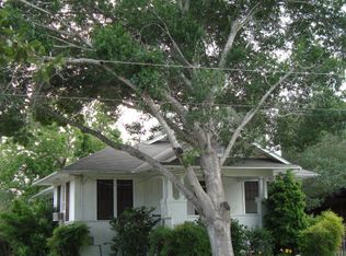 215 Darst St, Gonzales, TX 78629