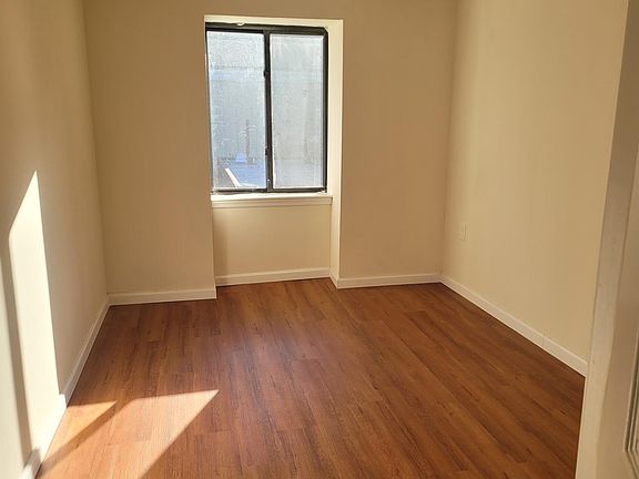 5th image of 138 N 10th St