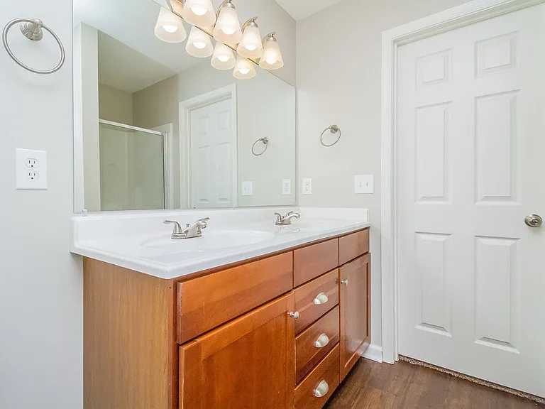 1016 Solomon Ln — Photo 16