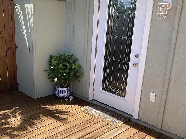 Comanche St — Photo 10