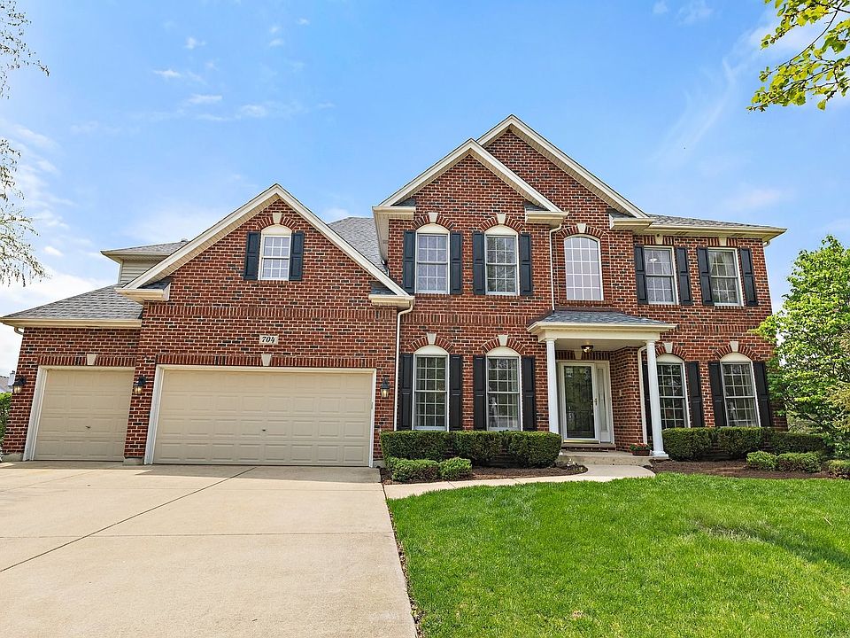 1st image of 704 Waterside Dr
