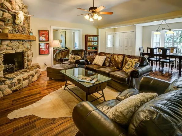 7438 County Road 400, Brazoria, TX 77422