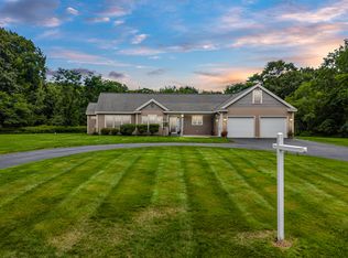 1 Whipple Ln, Scarborough, ME 04074