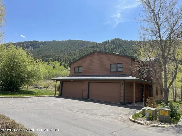 1070 Elk Run Ln APT 10, Jackson, WY 83001