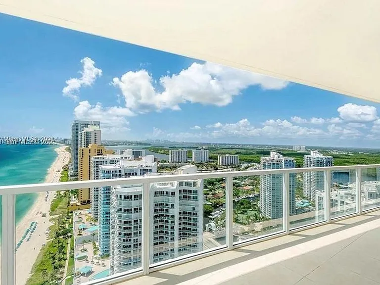 16699 Collins Ave #3902 — Photo 15