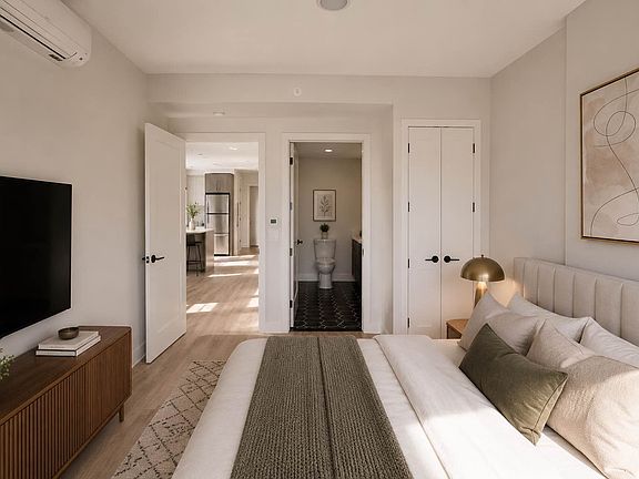 5th image of 2718 Church Ave #304