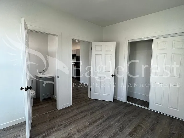 249 Eagan St — Photo 15