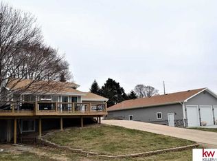 1021 Beaver Lake Blvd, Plattsmouth, NE 68048