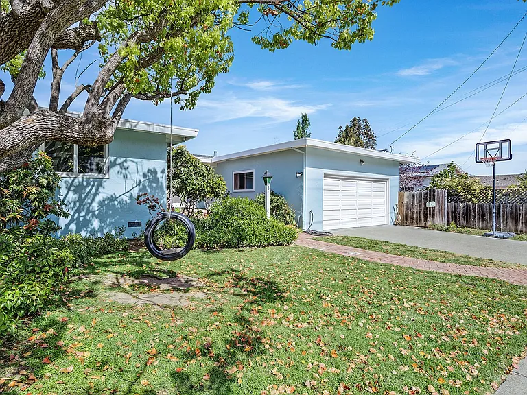 8 Stephens Ct — Photo 30