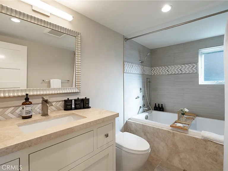 2192 Crestview Dr — Photo 38
