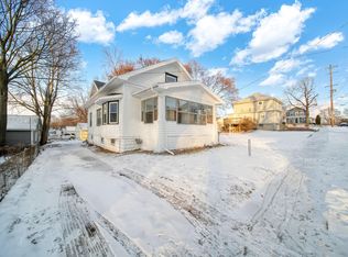 1008 Norfolk St, Jackson, MI 49202