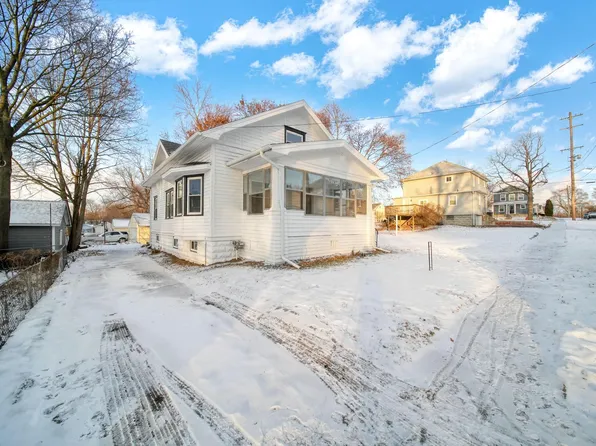 1008 Norfolk St, Jackson, MI 49202