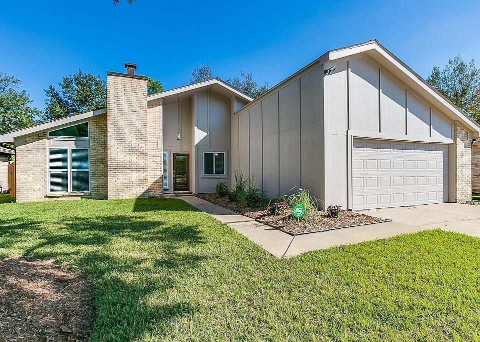 1st image of 9658 Ravensworth Dr