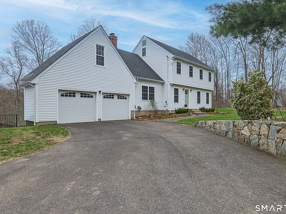 2nd image of 51 Sugar Loaf Road
