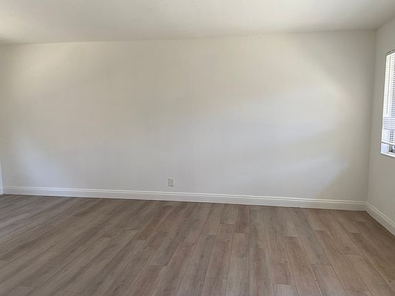 4th image of 3440 Monroe St APT 2