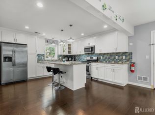 586 Dial Ave, Piscataway, NJ 08854