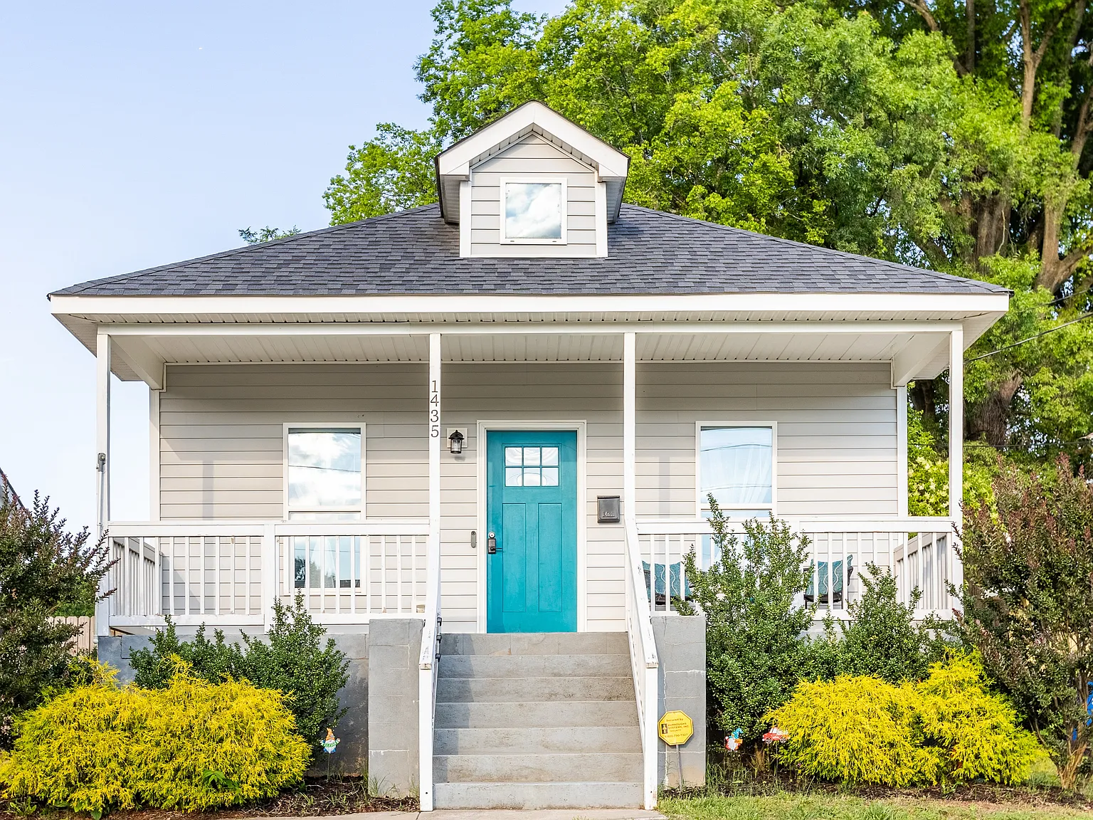 3 bed, 1150 sqft, $4,000 — Photo 1