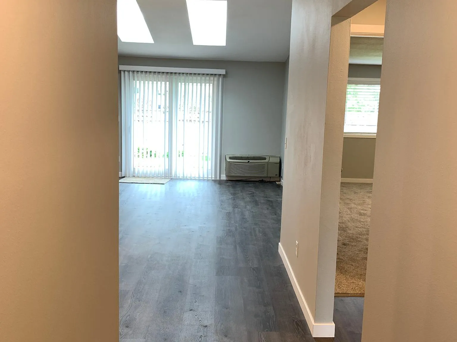 2 bed, 1050 sqft, $1,850 — Photo 4