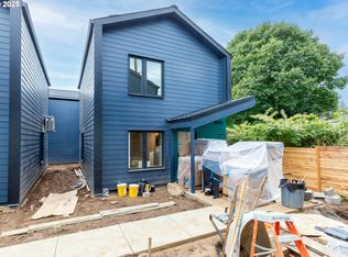 9939 SE Cottage Ln #4, Portland, OR 97222