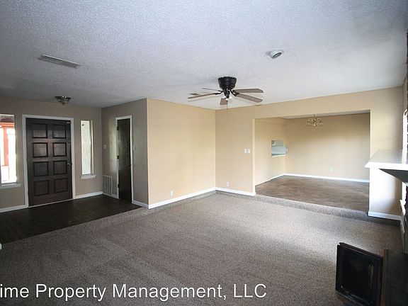 4th image of 108 Dennis Pl