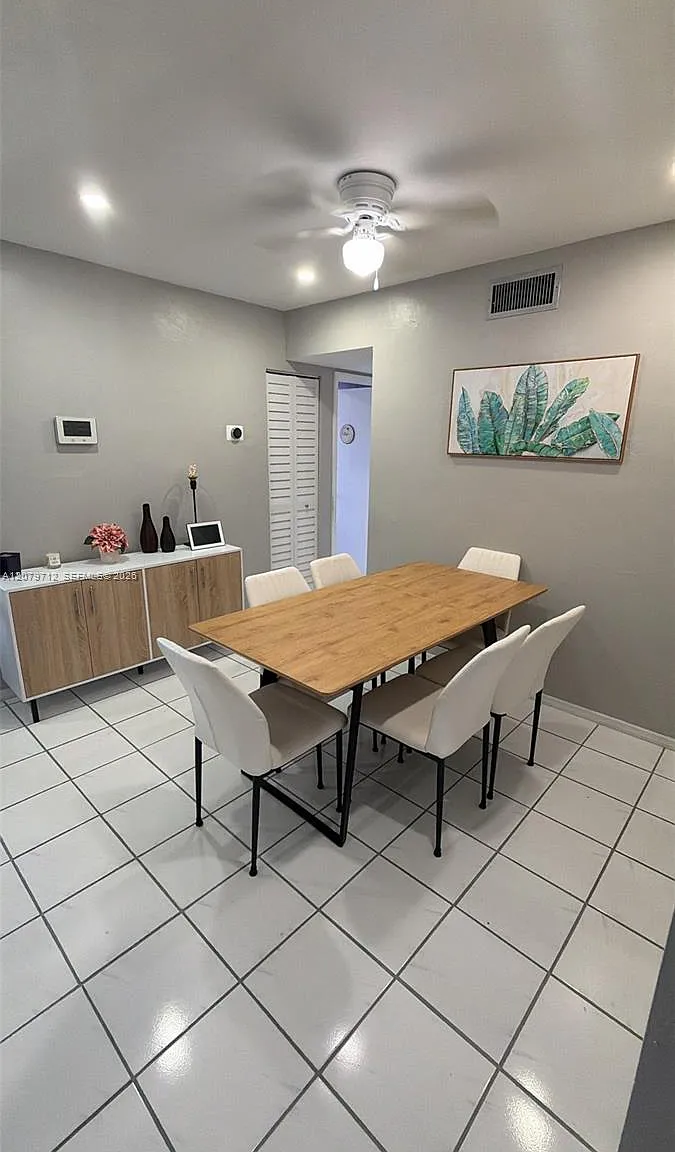 Ramblewood Condo A — Photo 3