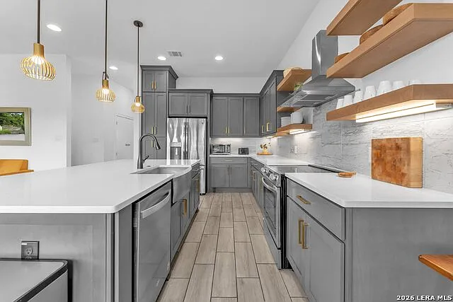 2488 Waterfront Park Dr — Photo 16