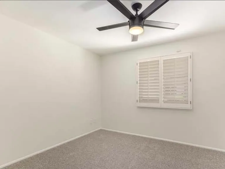 1227 E Campus Dr — Photo 9